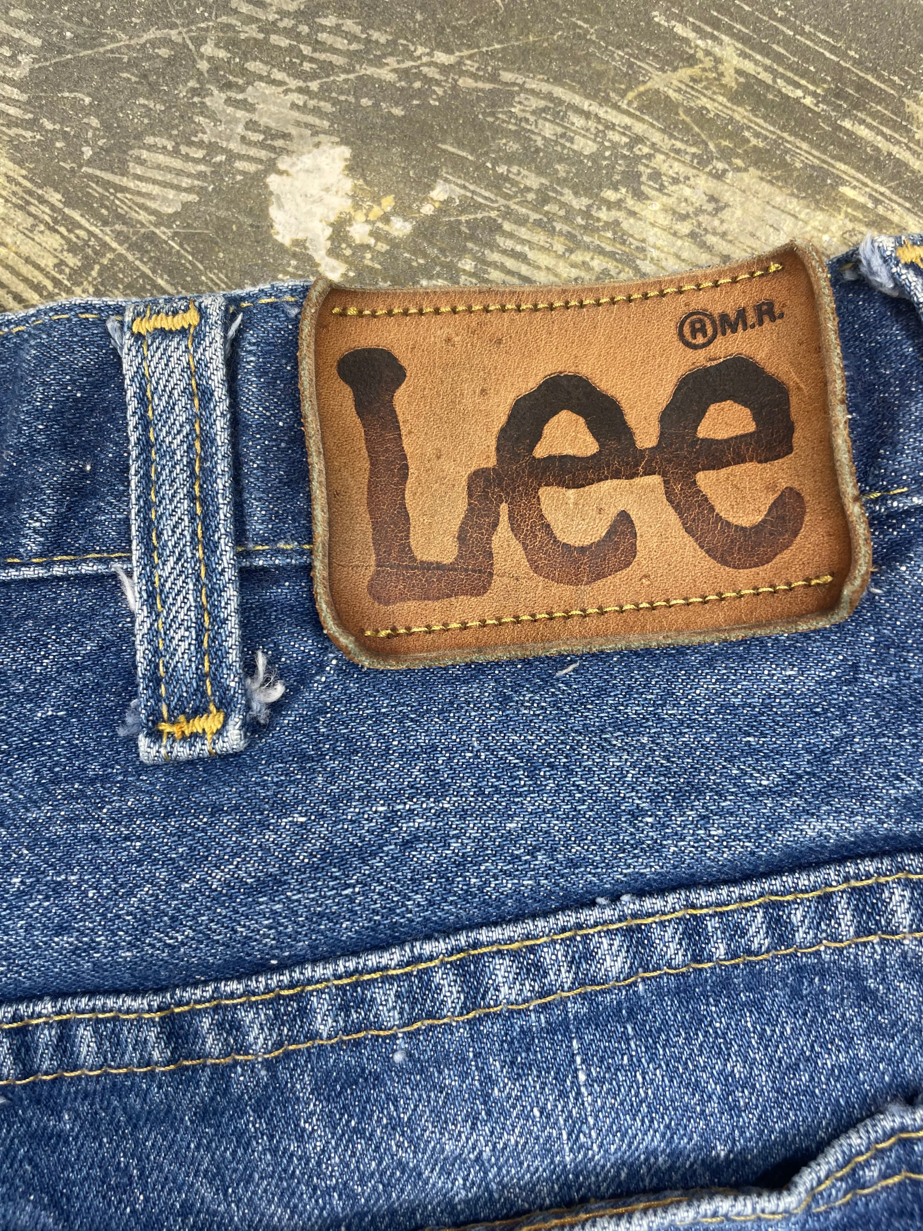 1970's Vintage Lee Riders Cutoff Denim Shorts (JYJ0524-237)