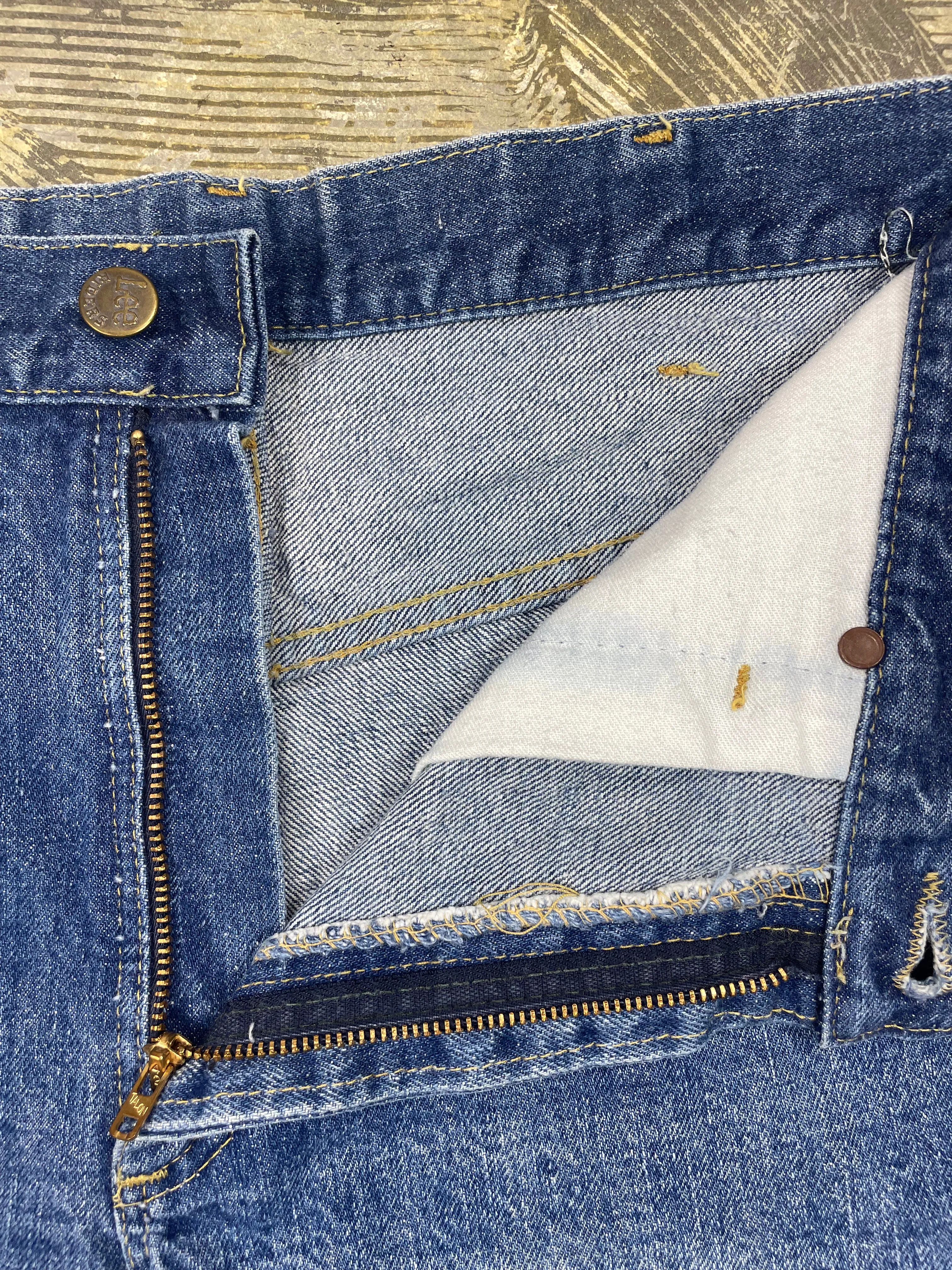 1970's Vintage Lee Riders Cutoff Denim Shorts (JYJ0524-237)