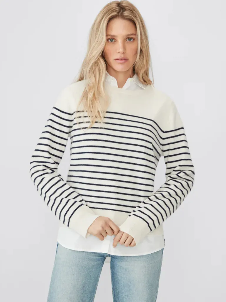 Betty Cashmere Sweater in Heather Cream/Navy