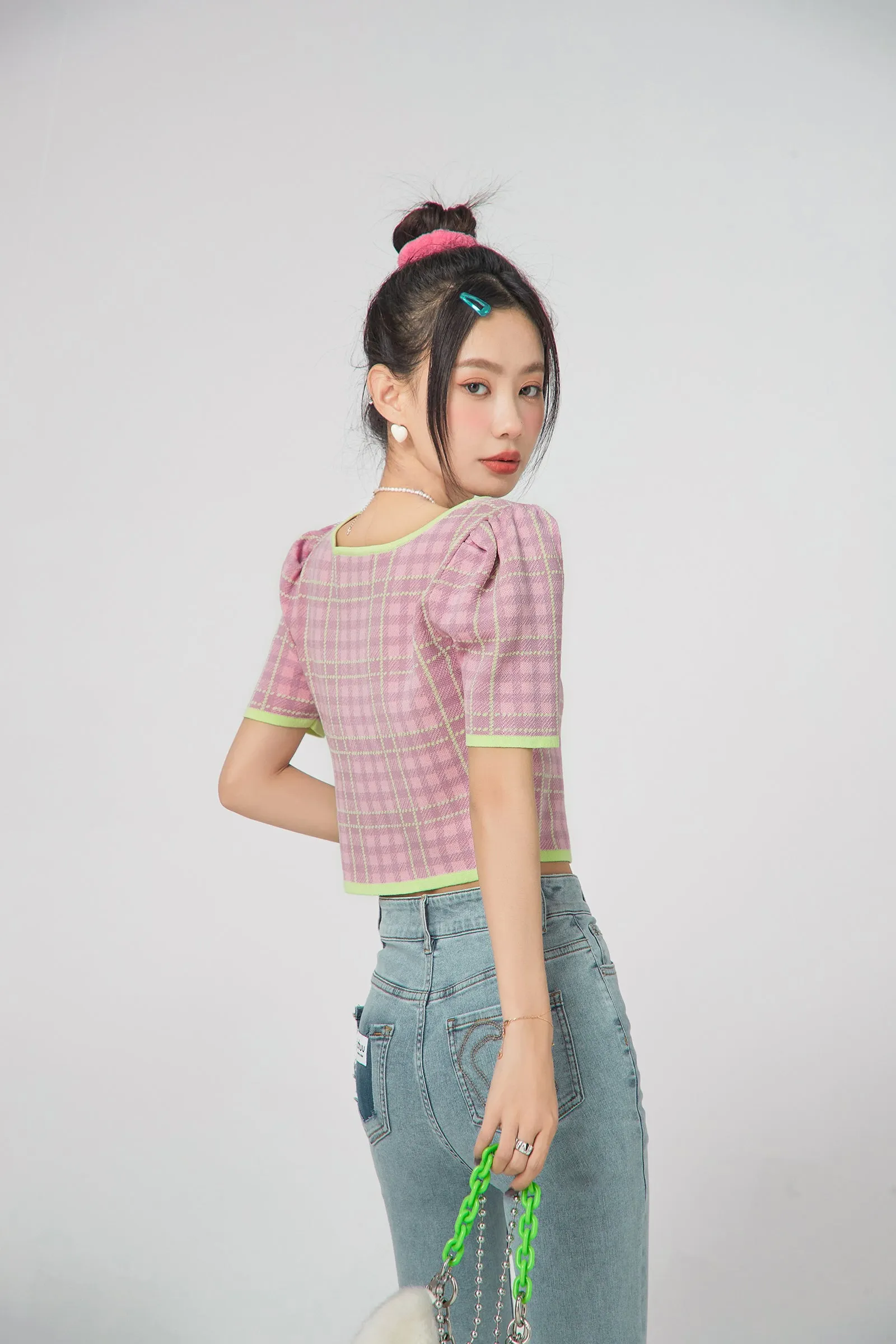 Check Puff Sleeve Knit Top