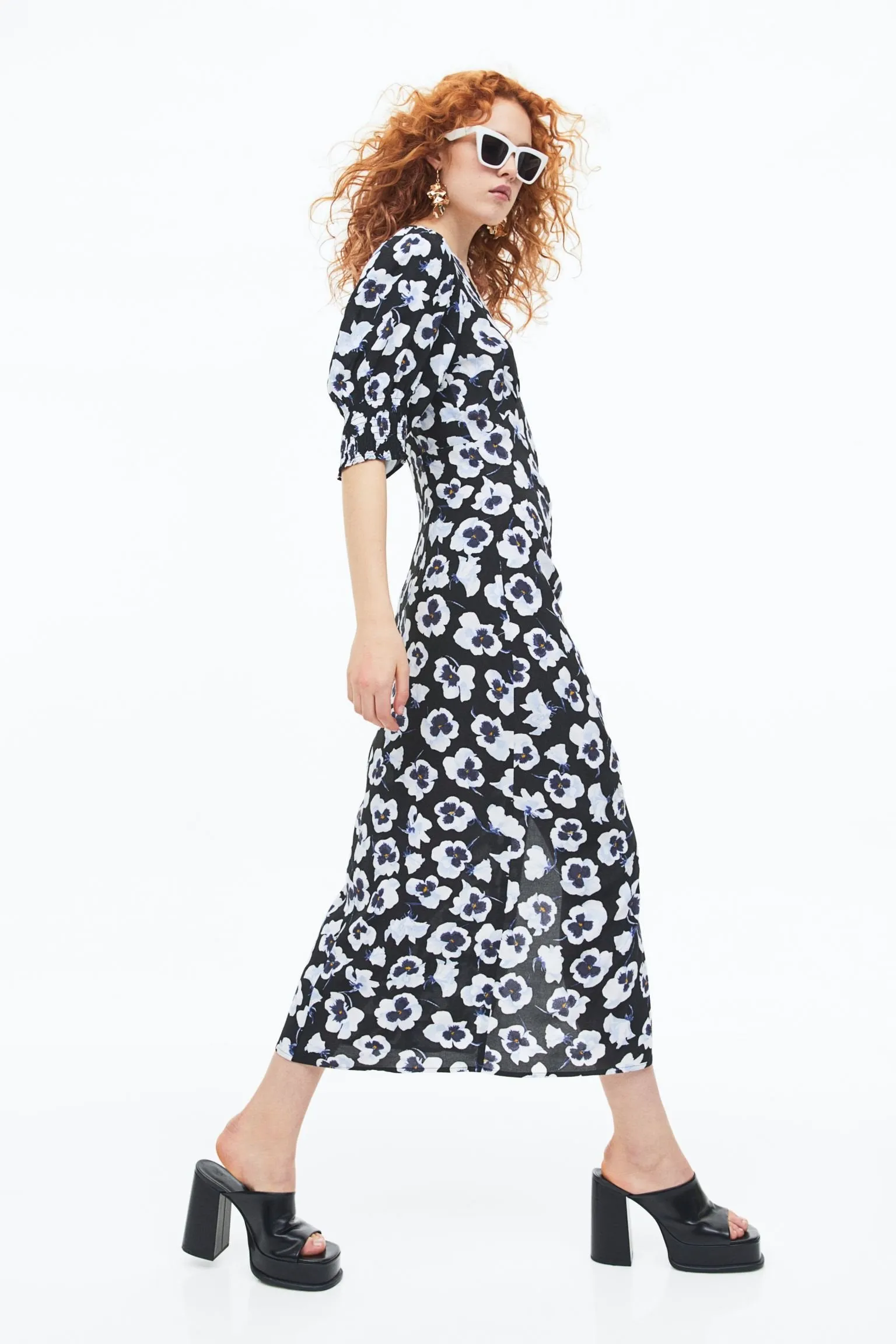 H&M Floral Puff-sleeved Creped Dress, black/multicolor