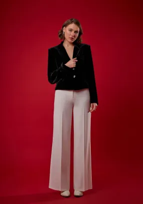 Wide-Leg Pants for a Sleek and Stylish Look