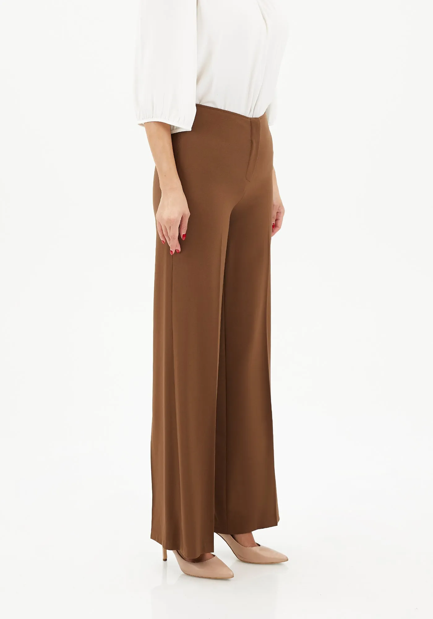 Wide-Leg Pants for a Sleek and Stylish Look